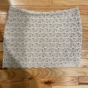 HHN by Haute Hippie cream Tweed mini skirt